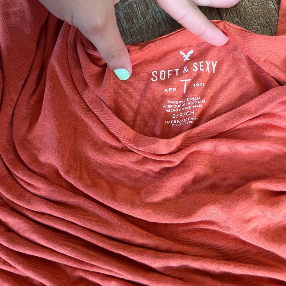 SOFT SHIRT BUNDLE, XS AND SMALL, HOLLISTER AND AMERICAN EAGLE, ORANGE AND TIEDIE